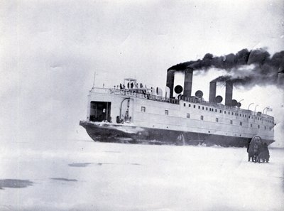 Der eisbrechende Zugfähren-Dampfer SS Baikal, Baikalsee von English Photographer